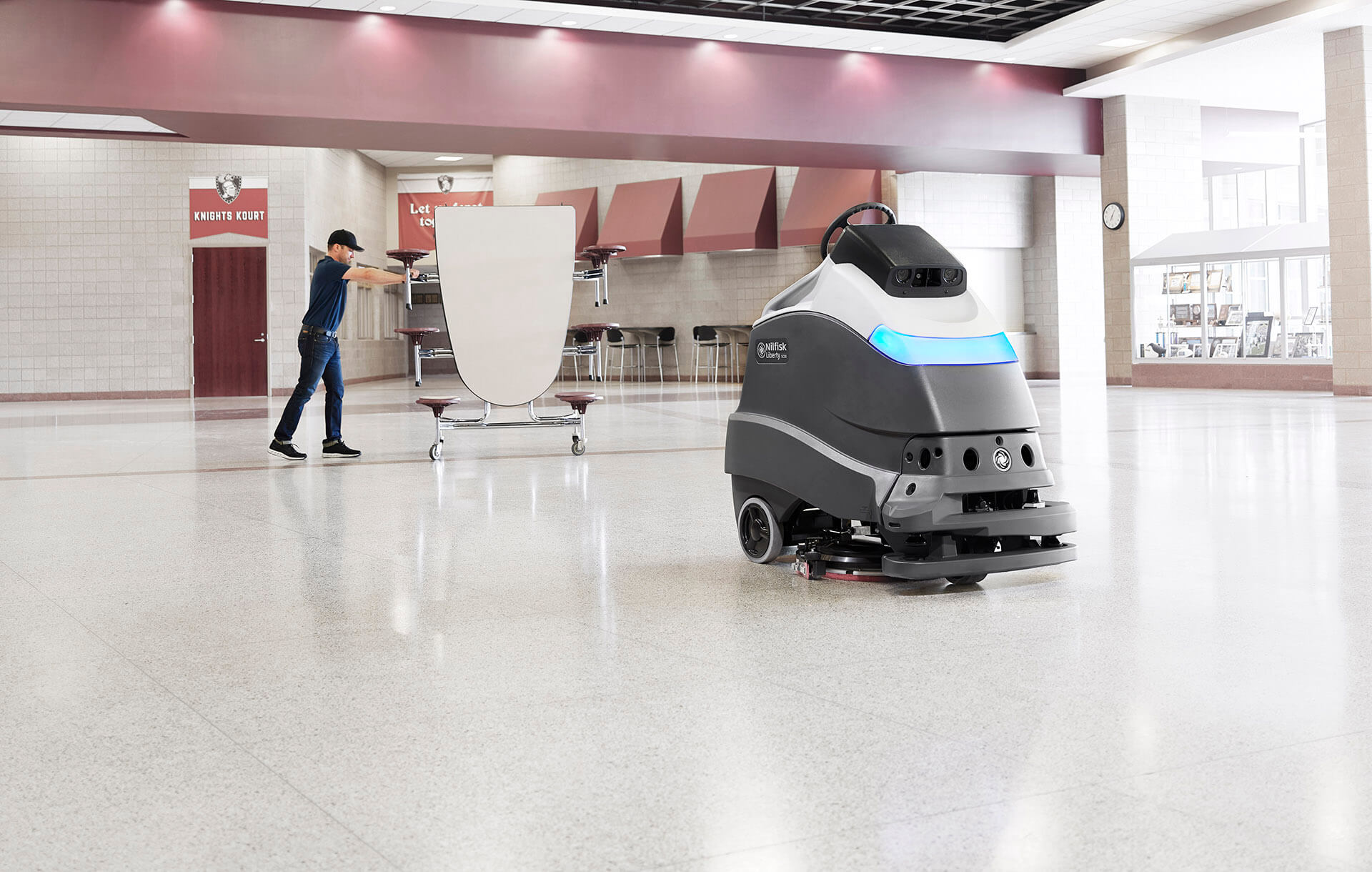 Autonomous scrubber dryer makes the grade